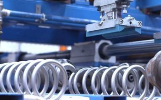 金章科技发展 小巨人  华纬科技金雷：一只弹簧里的数字化实验